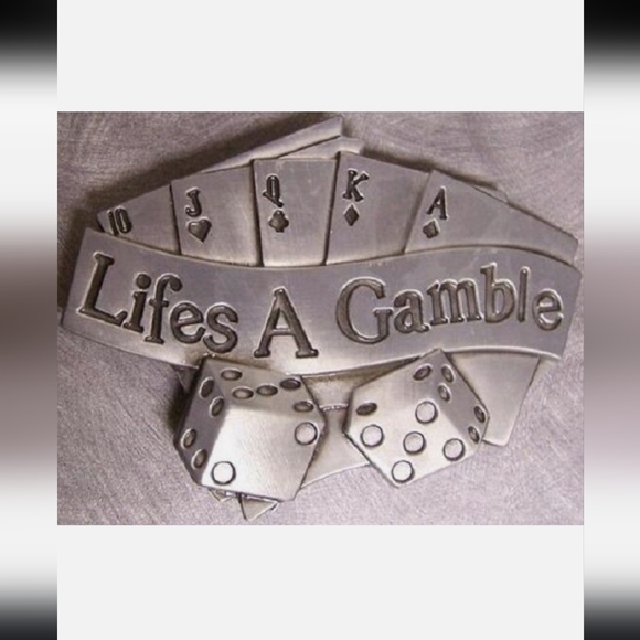 Lifes a gamble dice casino belt buckle - Picture 2 of 3